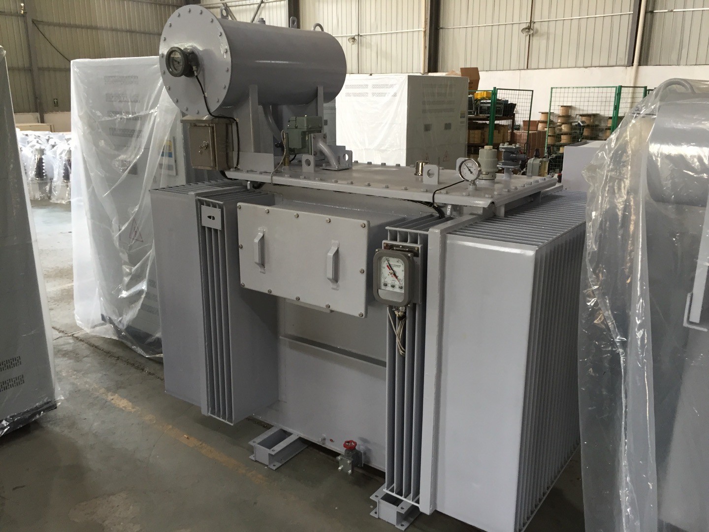 2000KVA 11KV 3 Phase Oil-immersed distribution transformer three-phase