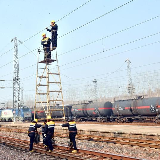 Discussion on Construction Techniques for the 20 kV Power Supply System in High-Speed Railways