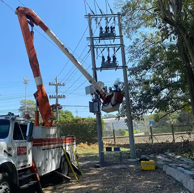 RW Energy Colombia PV Plant 35 kV Recloser Controller Project Case Study