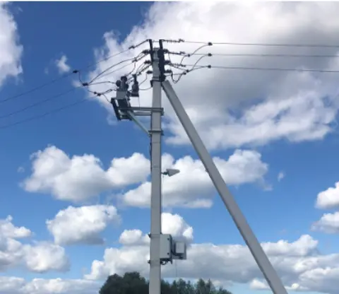 DTEK Grid Upgrade: Operation of Rockwill 10kV Smart Recloser in -40°C Extreme Cold Environment Ukraine Case Study