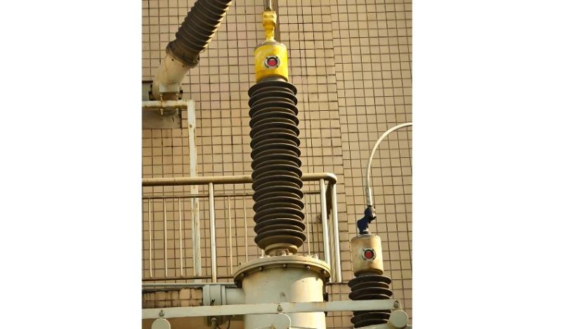 Actual Photo of Transformer Bushing.jpg