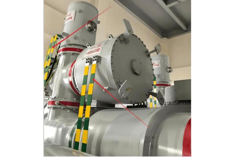 220 kV disconnector main equipment.jpg 220 kV disconnector main equipment.jpg