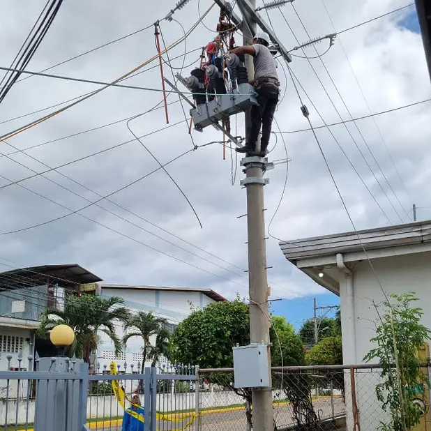 Philippines Vacuum Recloser — Typhoon Failure Analysis and Wind-Resistant Remote O&M Solution for 13.2kV/34.5kV Distribution Networks